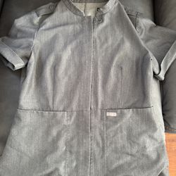 FIGS SCRUBS SIZE SMALL