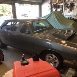 1972 Dart Swinger 