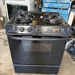 GENERAL ELECTRIC  PROFILE GAS  SLIDE IN STOVE  BLACK EVERYTHING WORKING ESTUFA DE GAS MUY BUENA