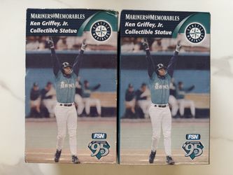 2 Ken Griffey Jr. Mariners Memorables Collectible Statues – Seattle Mariners