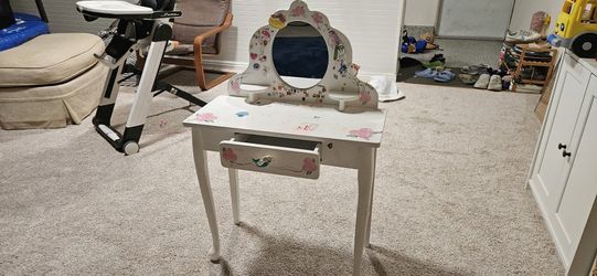 Kids Desk