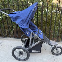 Joovy Zoom 360 Ultralight stroller