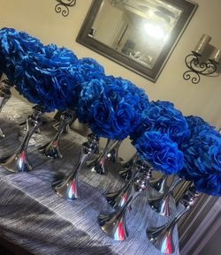Royal blue centerpieces