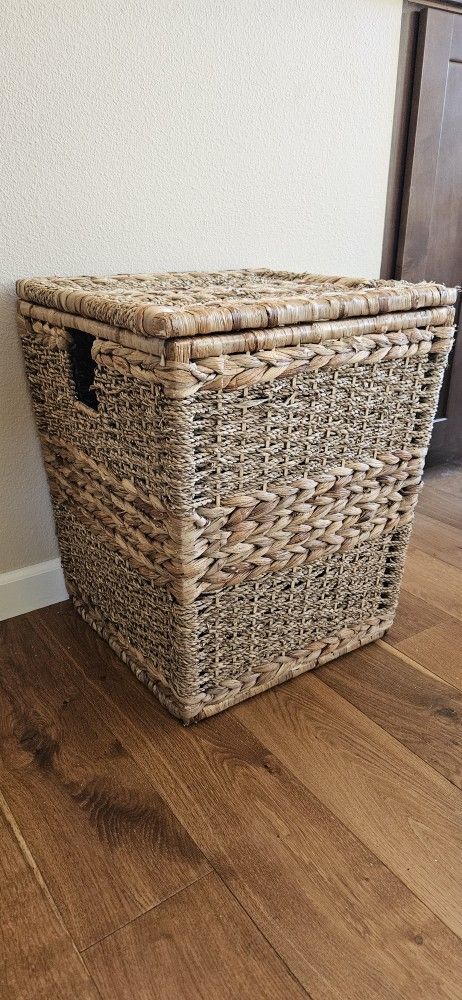 22. IN. BASKET