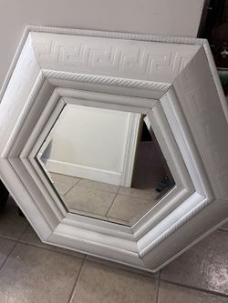 Mirror And Misc Home Decor