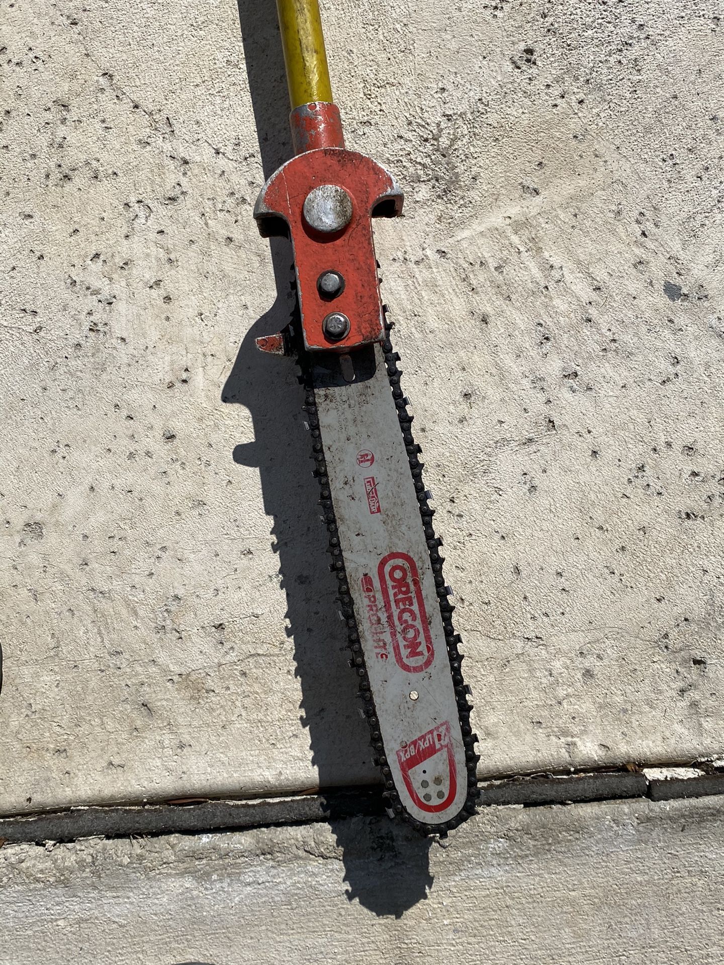 Hydraulic Pole Saw Chainsaw 75” for Sale in San Antonio, TX OfferUp