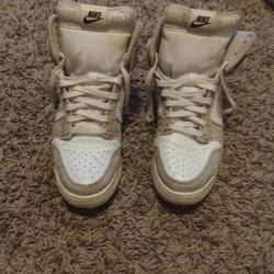 Nike Dunk High 1985 Barely Rose Men Size 8