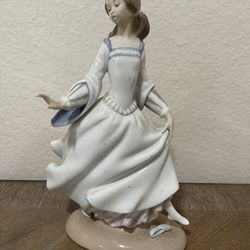 Cinderella Lladro Figurine (vintage) 