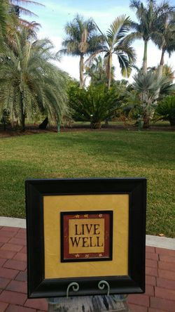 Very Nice Pic 19" in Height 19" in Weight