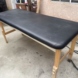Massage table/tattoo table
