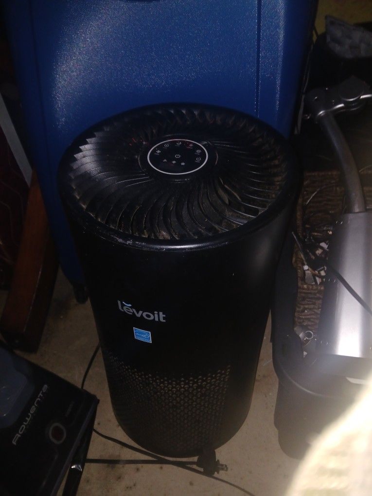 A Black Levitra Dehumidifier
