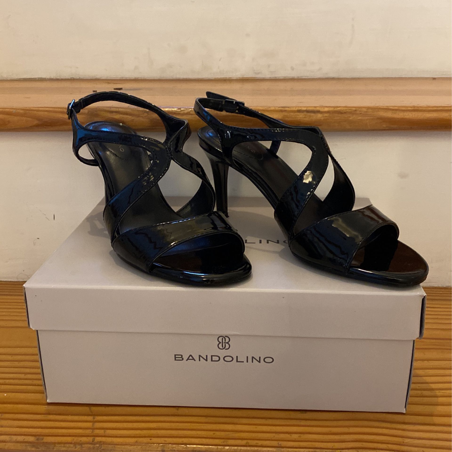 Black Patten Leather Bandolino Shoes, Size 6.5