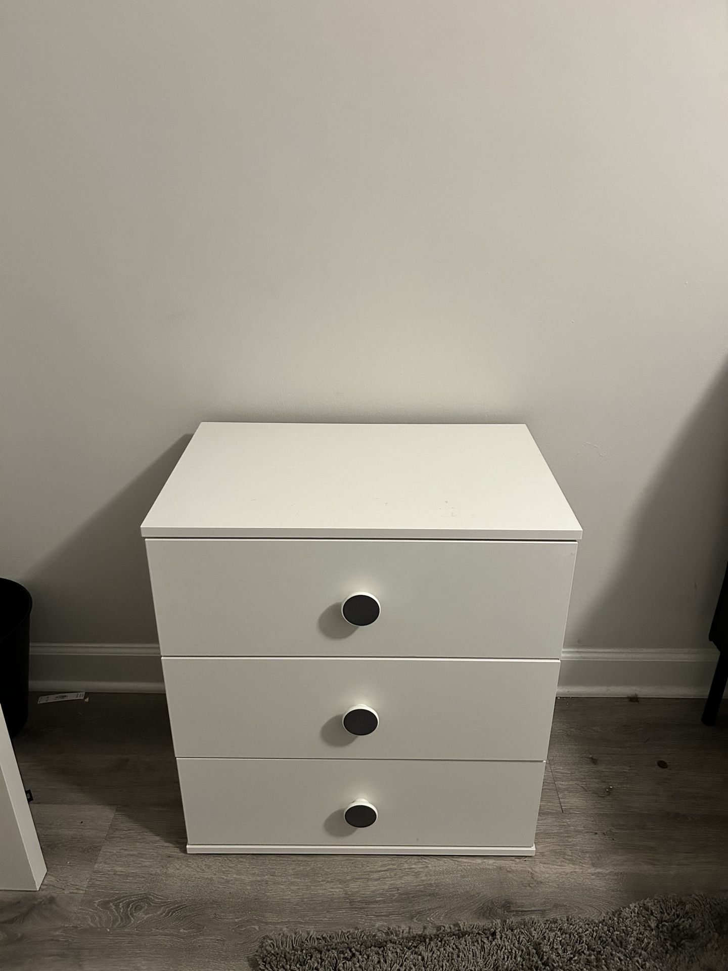 Small White Dresser