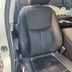 14-24 Infiniti  Q50  Front Right Electric Seat