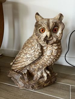 Statue - Great Horned Owl