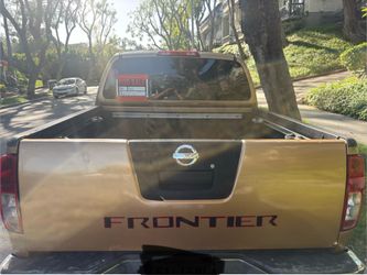 05 Nissan frontier crew cab v6 4x4