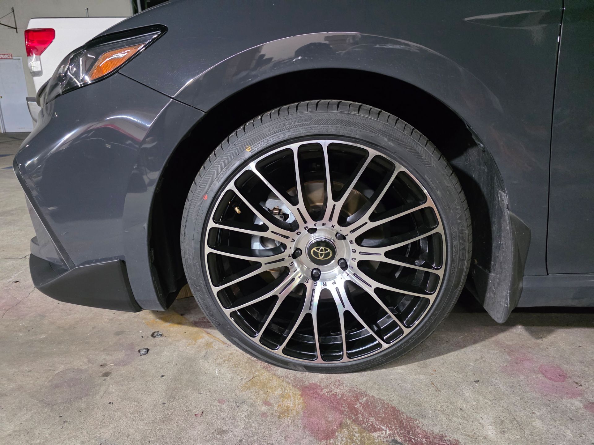 19"new TOYOTA CAMRY Hybrid 2023-2026 Wheels & New Tires
