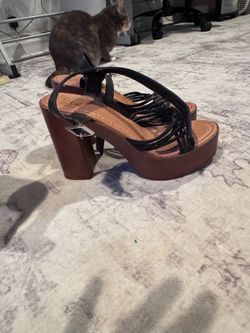 Sandal heels