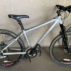 Ironhorse Mountain Bike. 