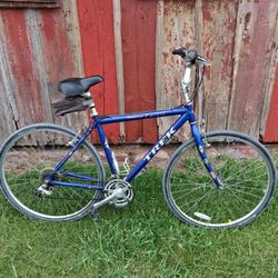 Trek Multi Track 7300