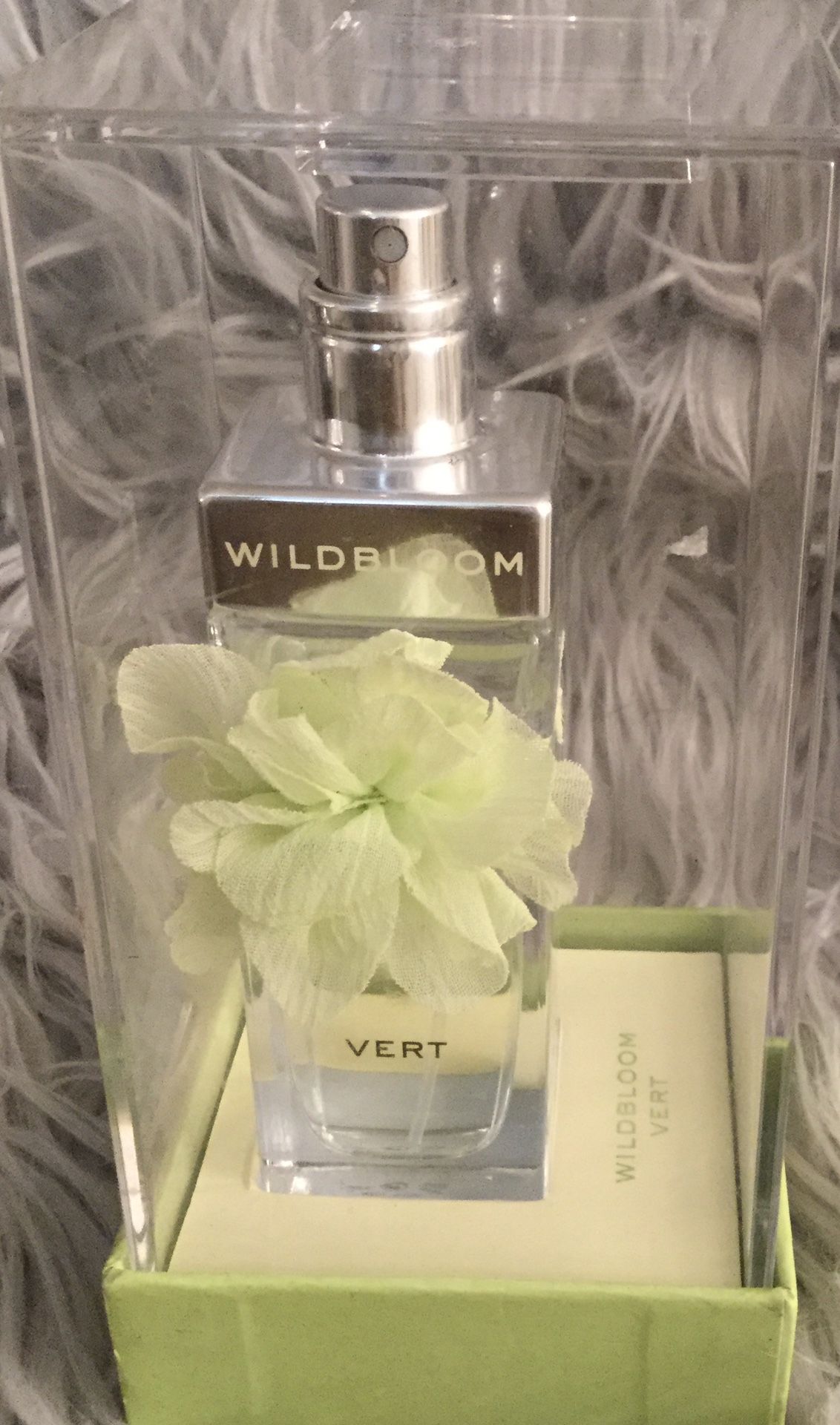 Women’s perfume