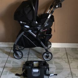 LIKE NEW GRACO CADDY STROLLER AND CAR SEAT!!!!!