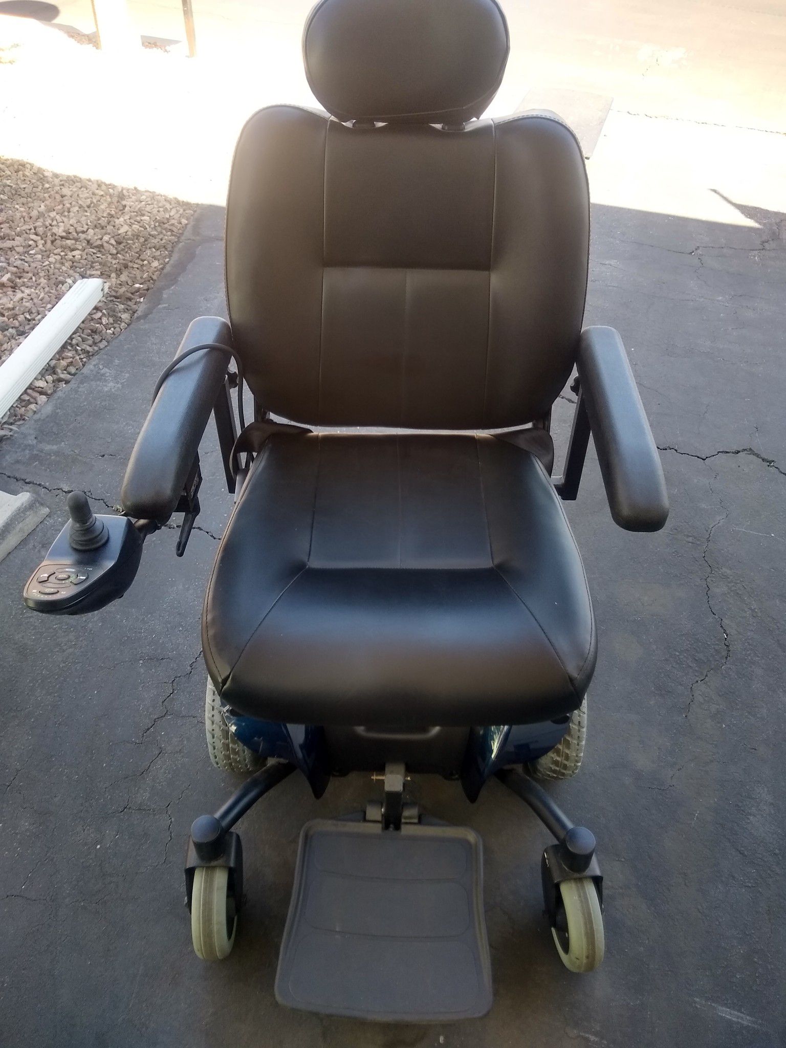 Pronto M41 Wheelchair/ Mobility Scooter New batteries