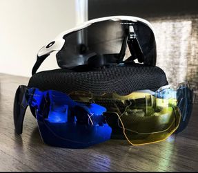 New Oakleys  Box, Pouch Cloth All Included