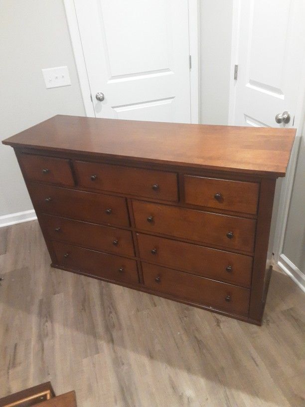 Liberty Furniture All Wood Dresser With Or Without Mirror And Night Stand