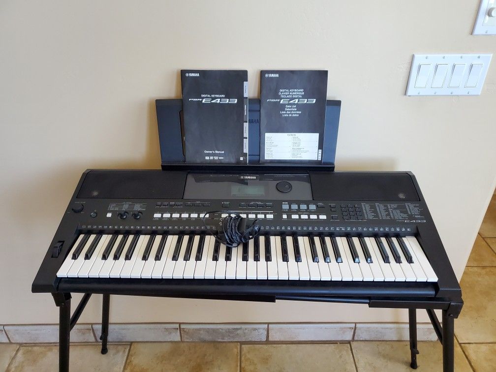 Yamaha Keyboard
