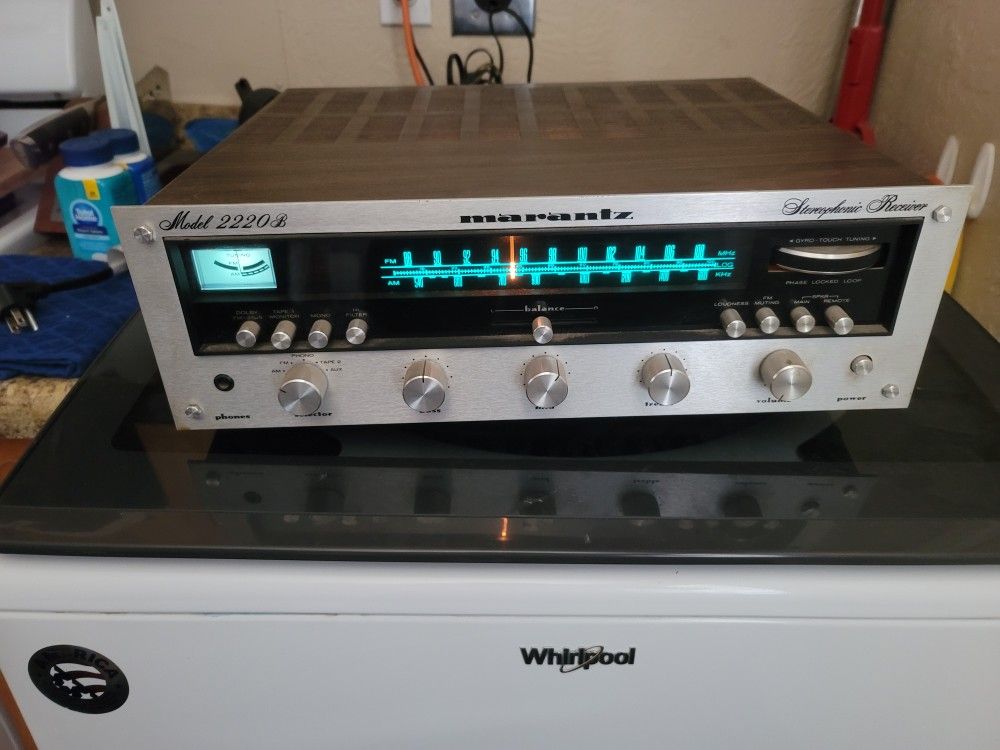 Vintage Marantz Silverface Receiver Model 2220B $700 Pickup In Oakdale