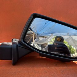 2024 2025 GMC Sierra 1500 Right Passenger Side Signal Door Mirror OEM (contact info removed)6