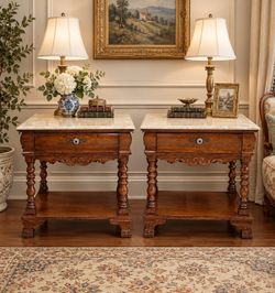 Beautiful Pulaski Furniture Corporation Marble Top Nightstands - Pair🌷