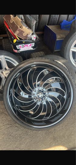 24 inch rims 5 lug $1200 obo
