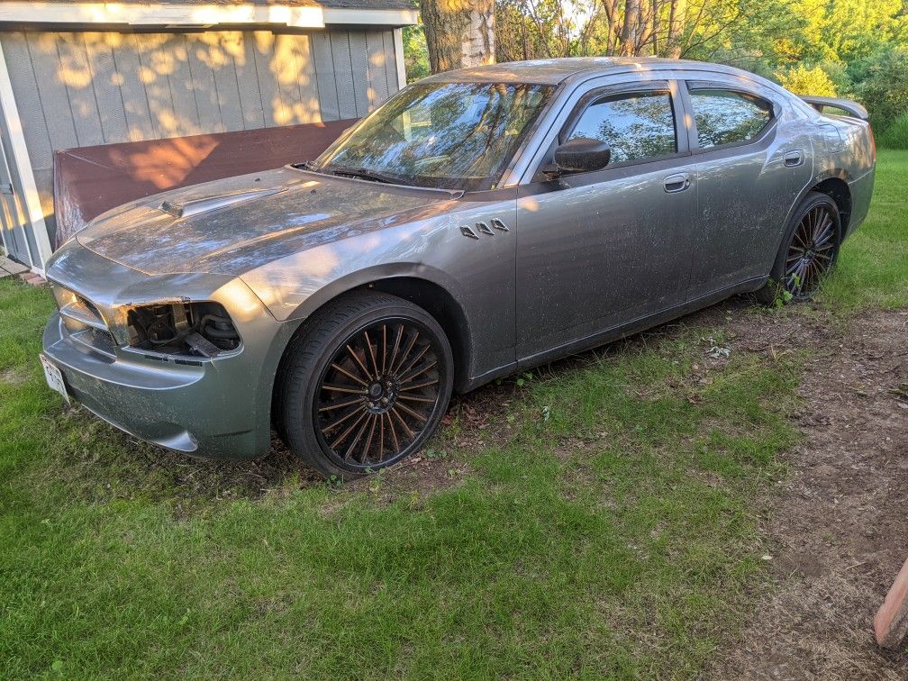 2007 Dodge Charger(Parts Car)