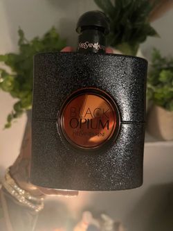 YSL Black Opium warm vanilla amber