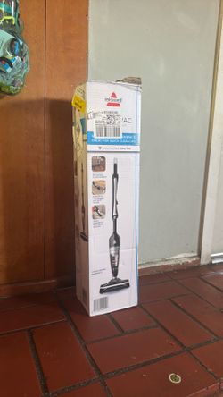 Scom-type vacuum cleaner/ aspiradora tipo escoba