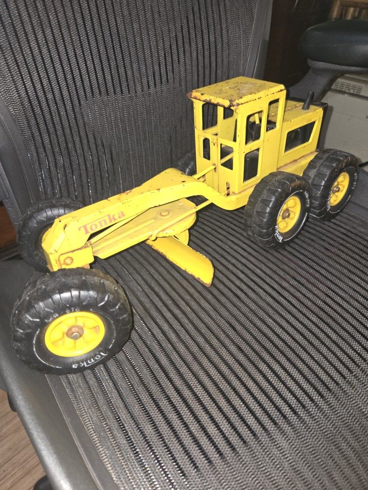 Vintage Tonka Grader