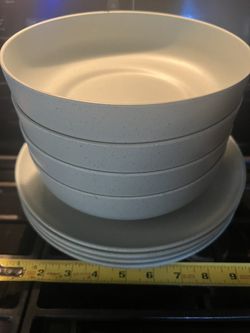World Market Plates Bowls Inside Outside Camping Picnic Party 4 Of Each Like New
