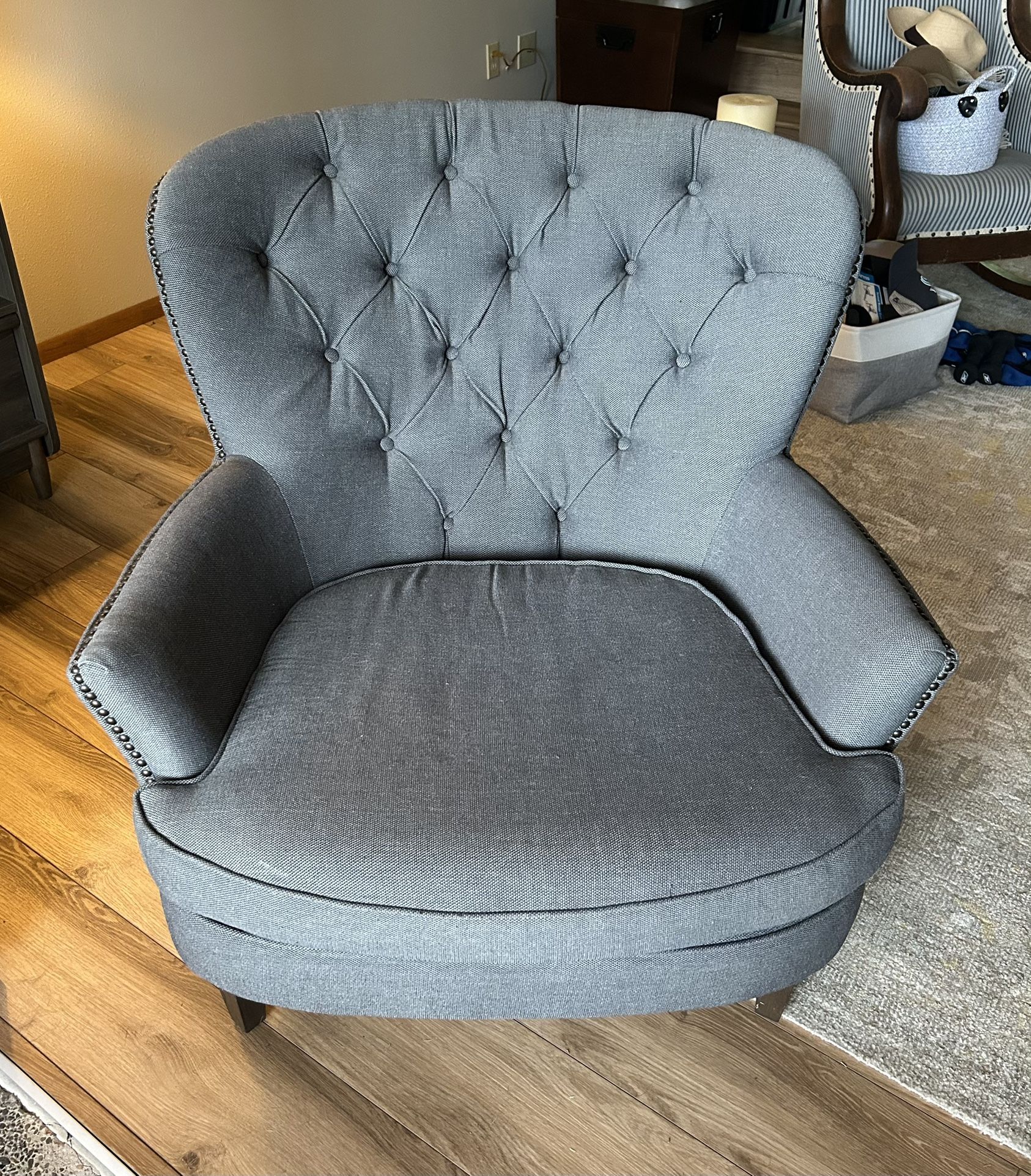 Blue upholstered wide Living Room chair