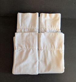 J C  pennet Home Collection White Pillowcases Set of 4 King Premium Home Bedding