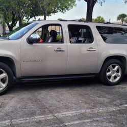 2007 Chevy Suburban Itz