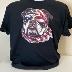 Bulldog, American Flag Design T-Shirt, New, Gildan 50–50, Size Large, (item 359)