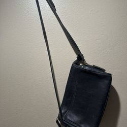 Vintage Coach USA Made Black Leather Crossbody Bag –