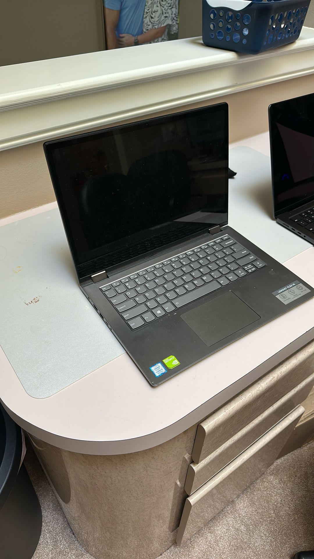 Laptop
