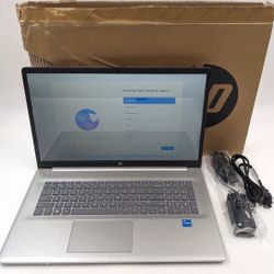 17.3” HP laptop i3 8Gb 256gb 