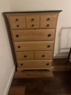 Six drawer cabinet