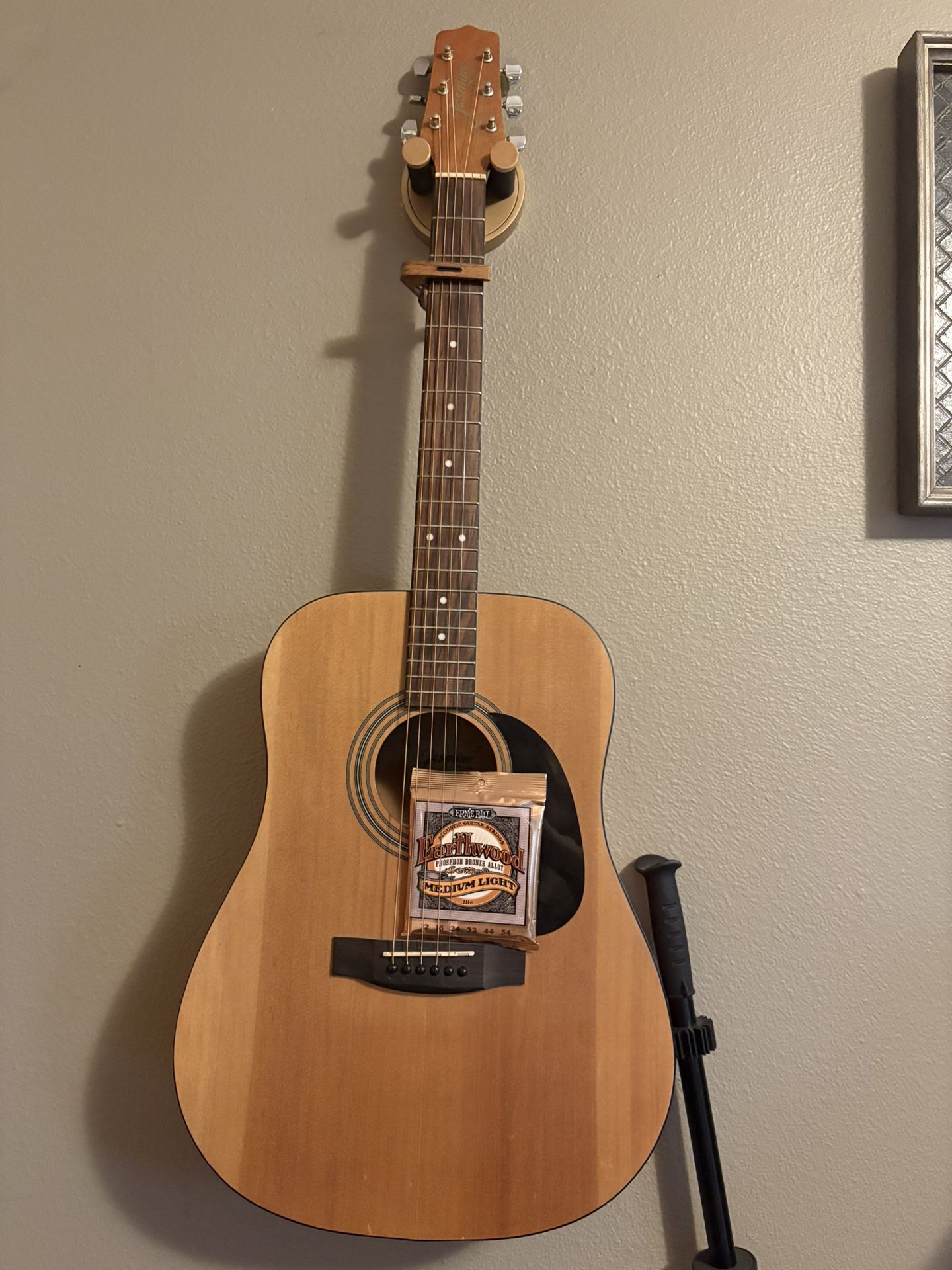 Acoustic Guitar & New Strings