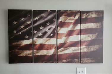 45" W x 28" H - Decorative US Flag