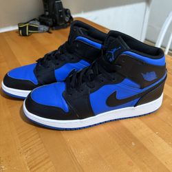Air Jordan 1 Mid